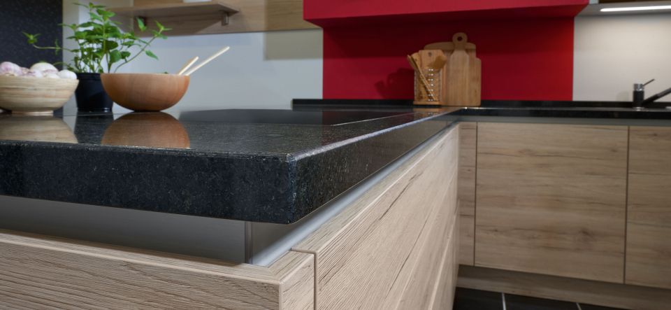 Küchenarbeitsplatten im Vergleich - Marquardt Küchen